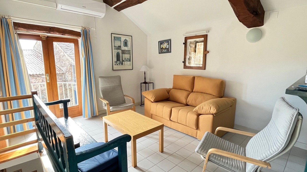 Photo of Livingroom in Banaston