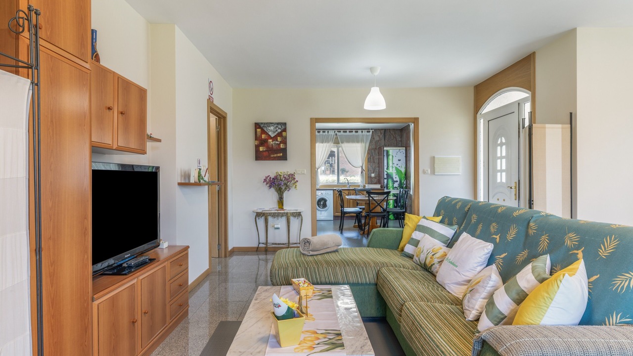 Photo of Livingroom in Mos