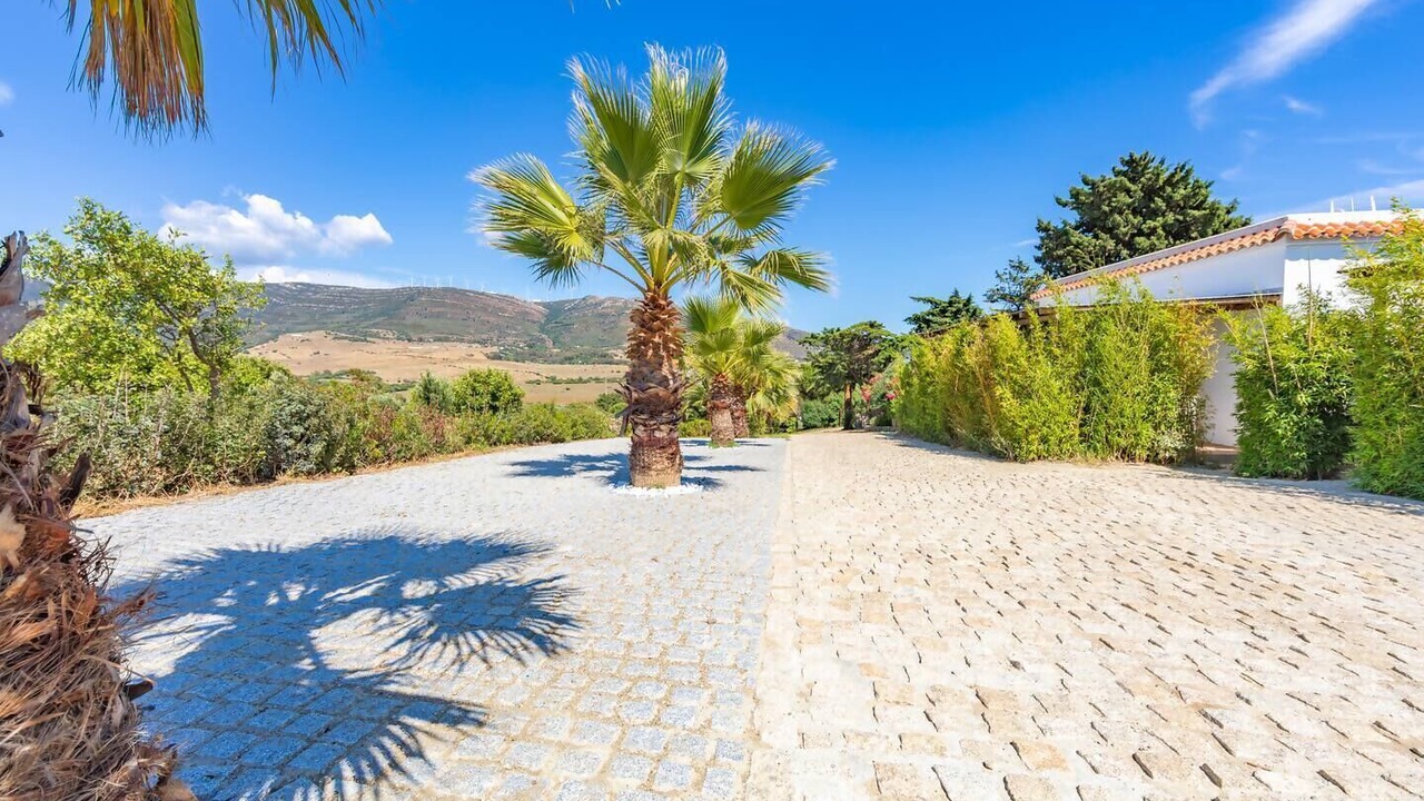 Photo of Outdoor in Bolonia