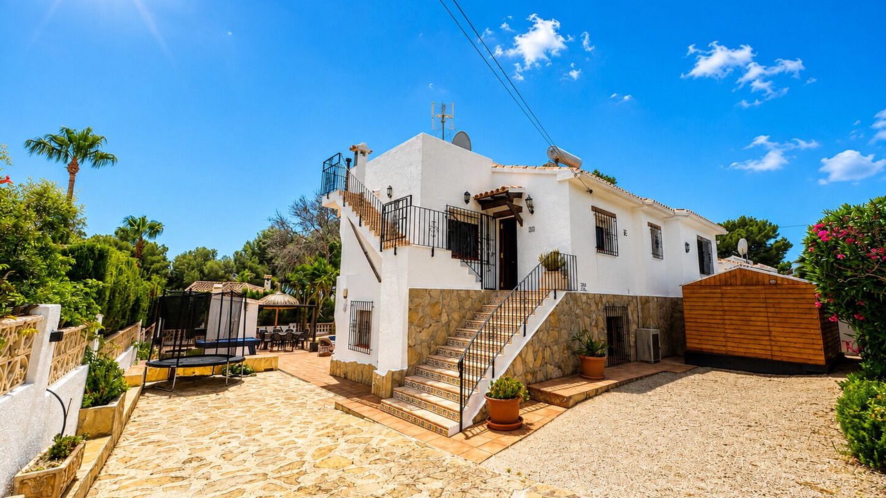 Photo of Outdoor in Moravit