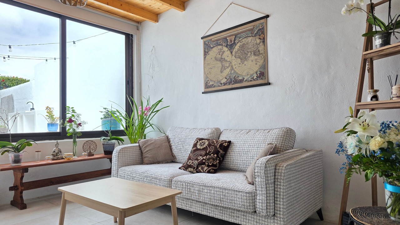 Photo of Livingroom in Nazaret