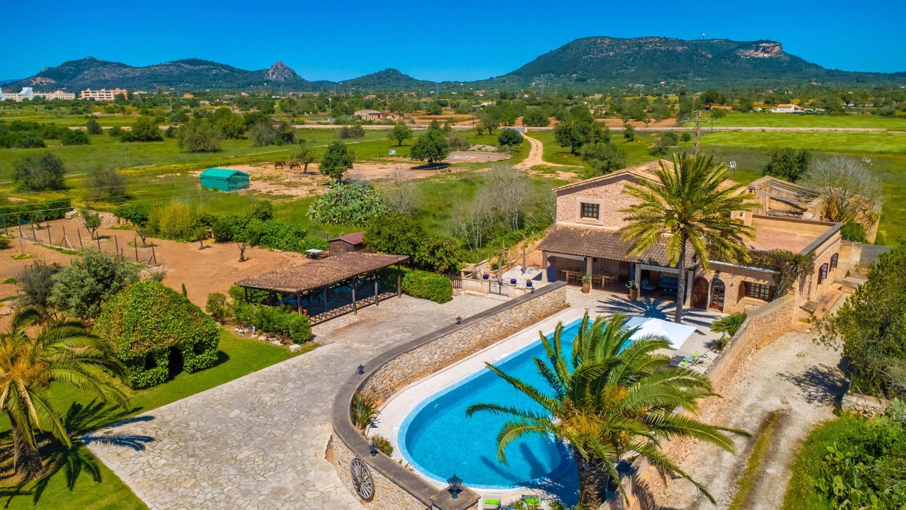 Photo of Outdoor in Son Antem