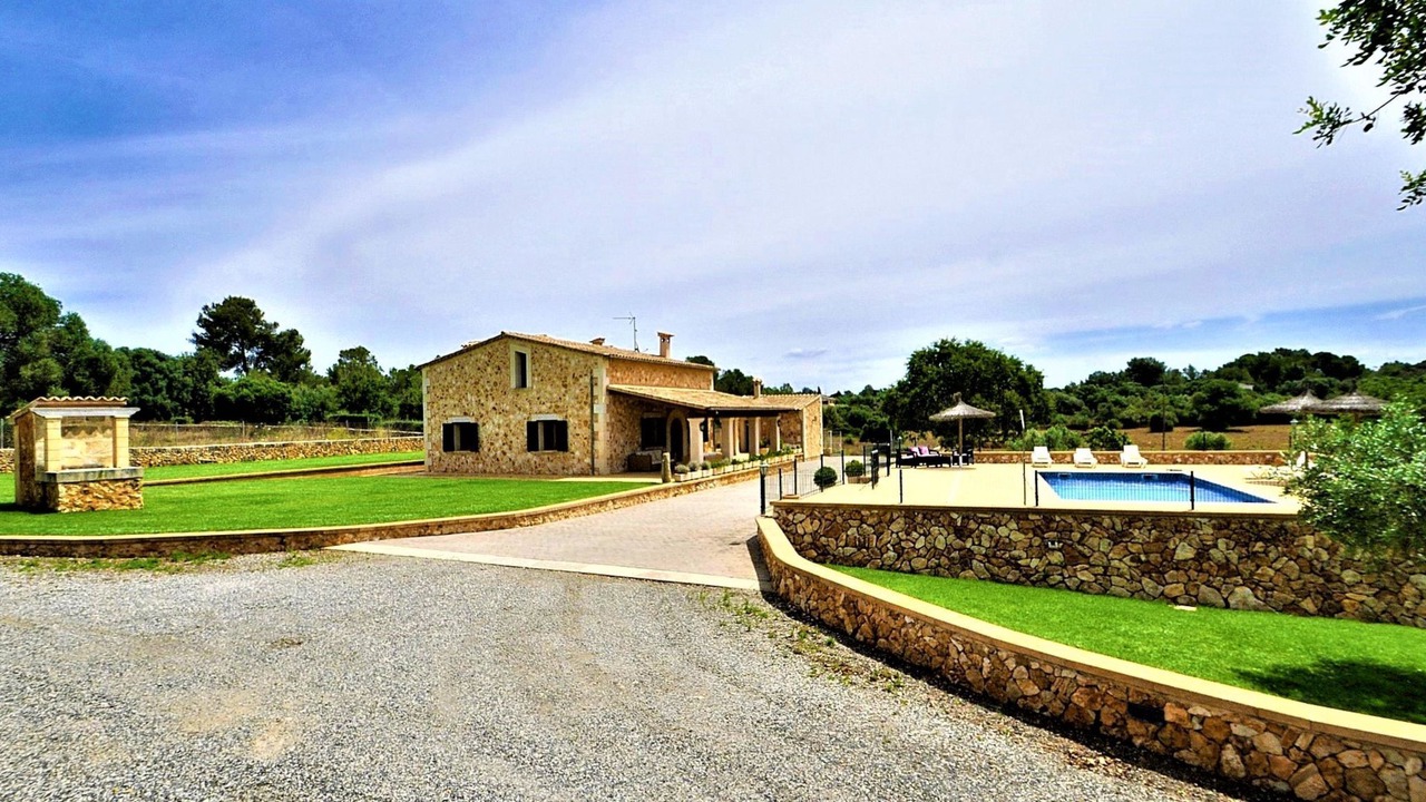 Photo of Others in Son Gual