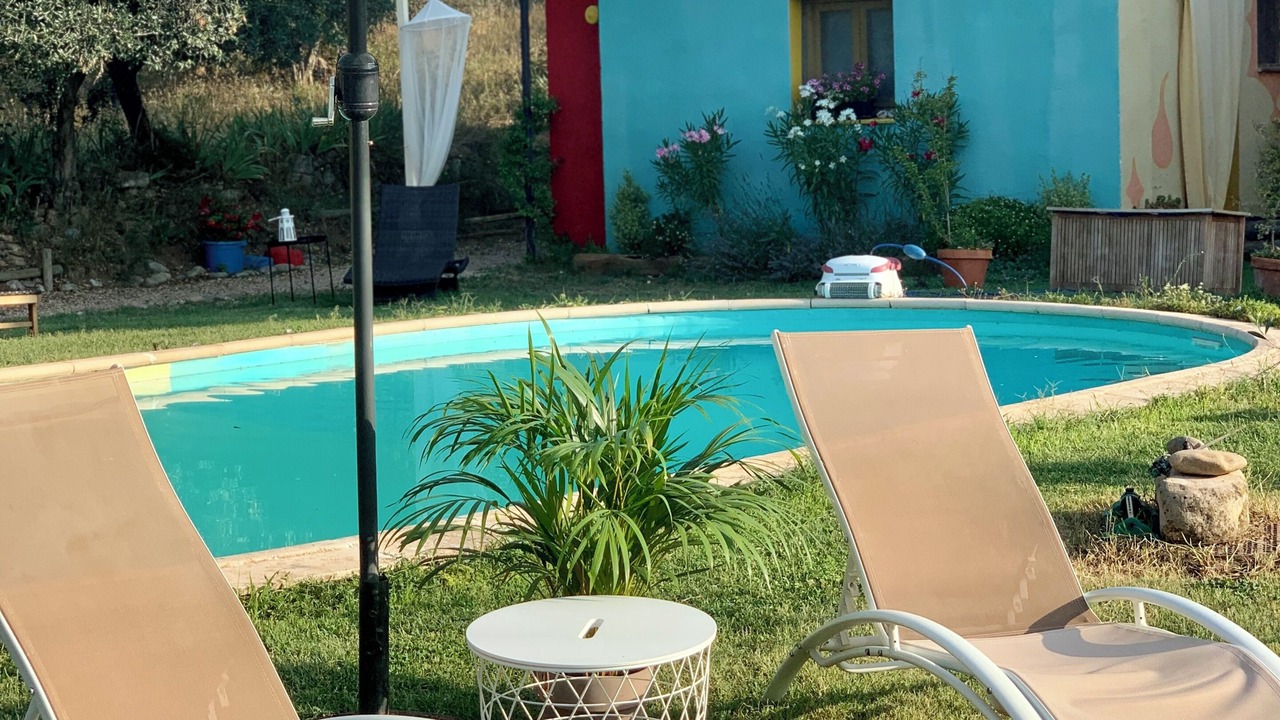 Photo of Outdoor in Asque