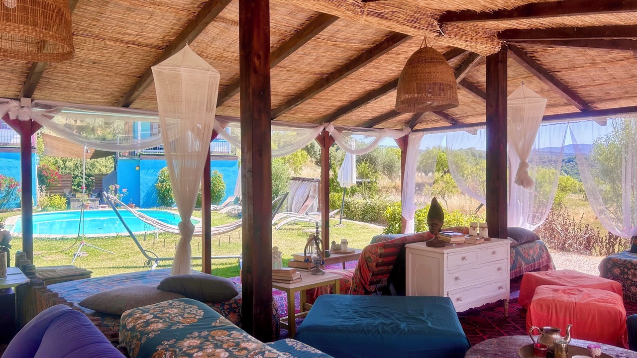 Photo of Outdoor in Asque