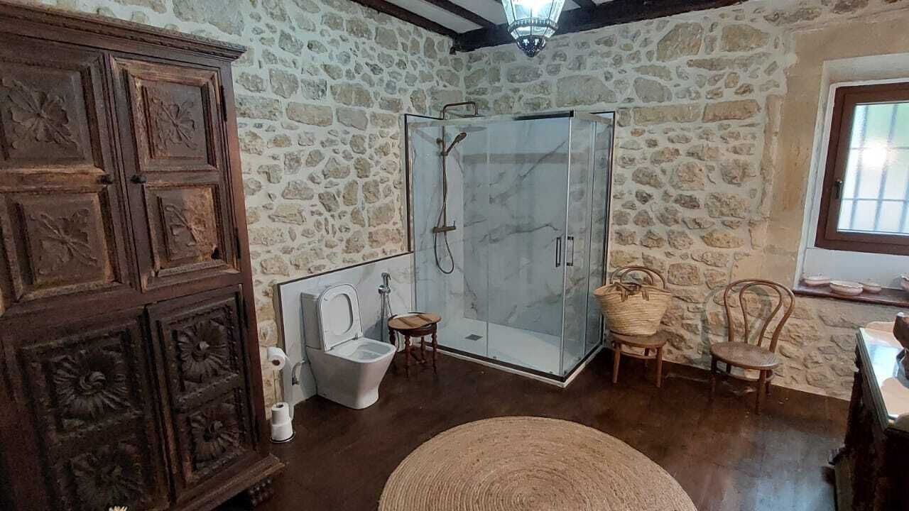 Photo of Bathroom in Herrerias
