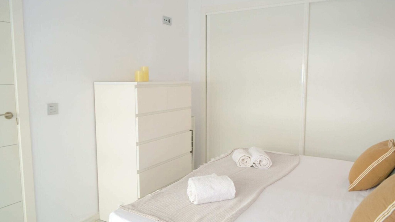 Photo of Bedroom in Golden Mile