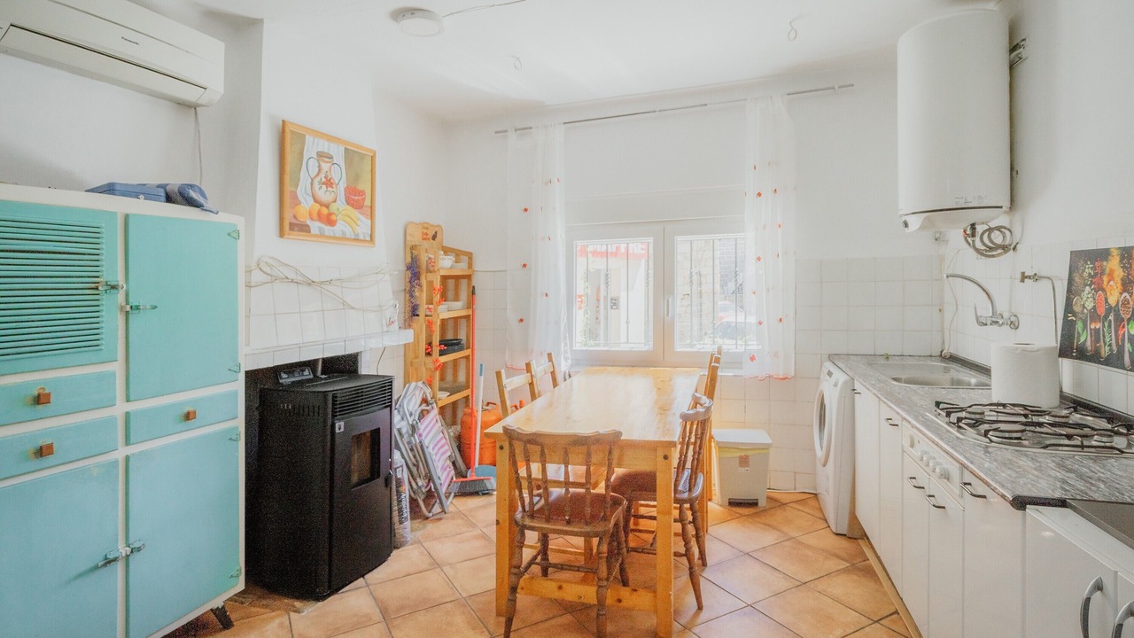 Photo of Kitchen in Navaluenga