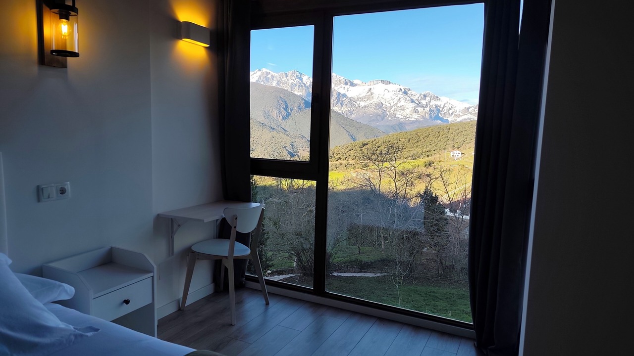 Photo of Bedroom in Tollo