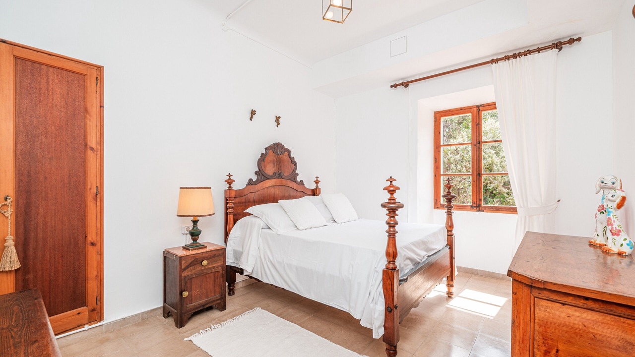 Photo of Bedroom in Bunyola