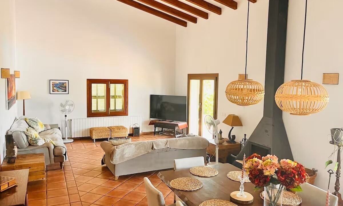Photo of Livingroom in Biniali