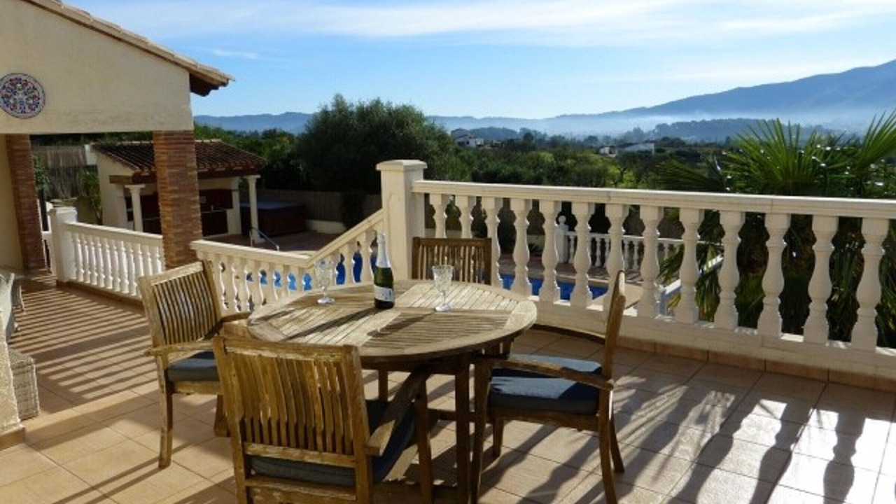 Photo of Outdoor in Jalon