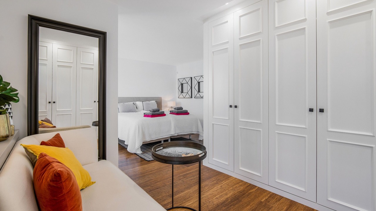 Photo of Bedroom in Golden Mile