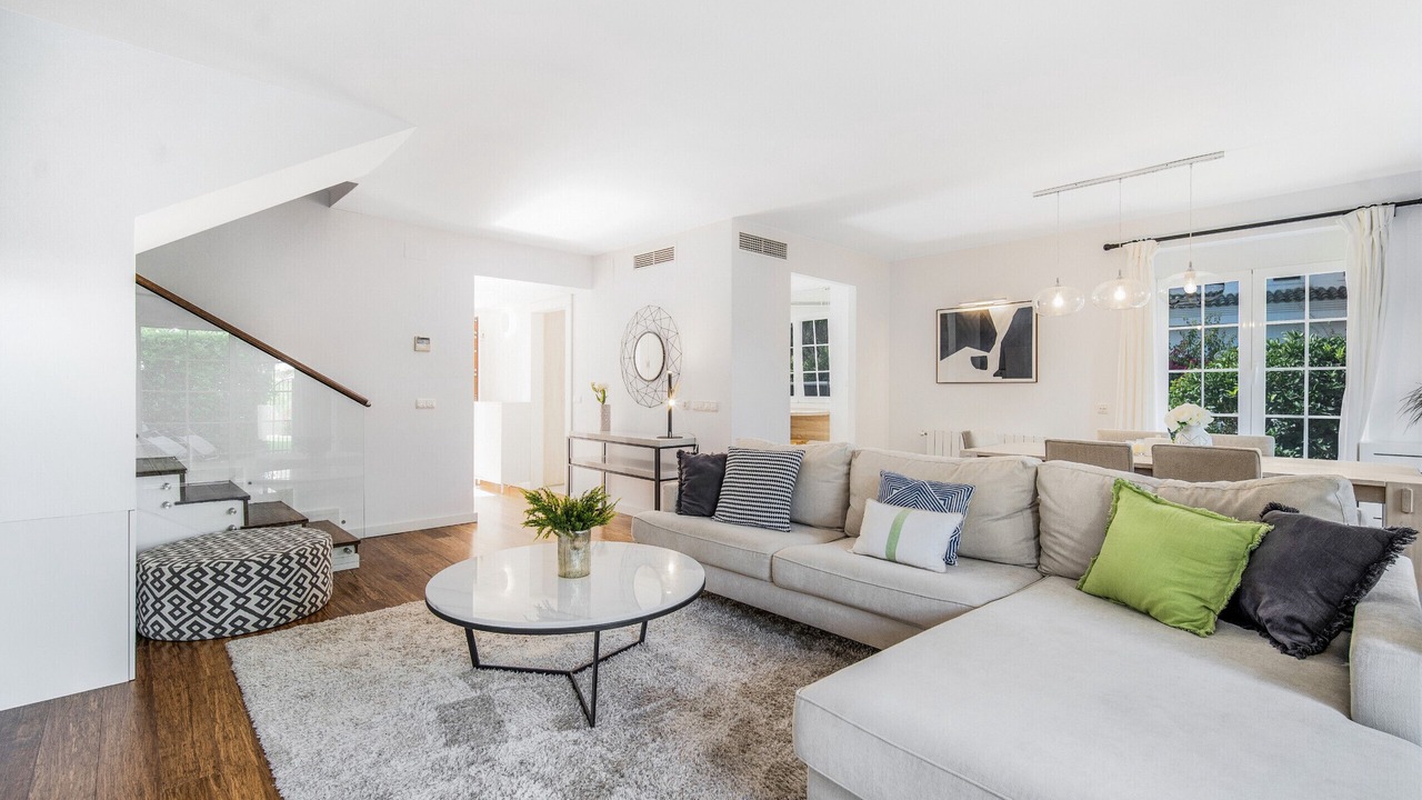 Photo of Livingroom in Golden Mile