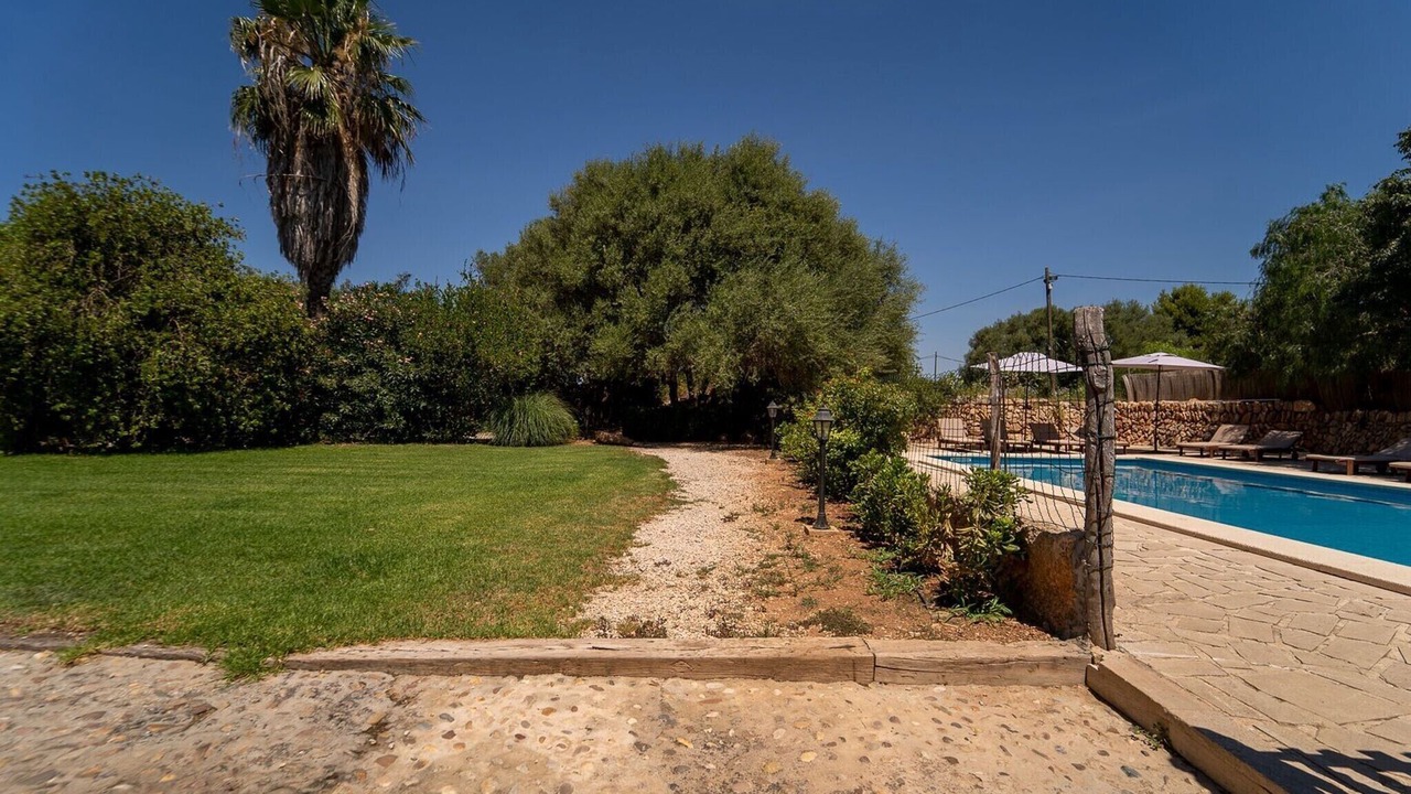 Photo of Outdoor in Son Antem