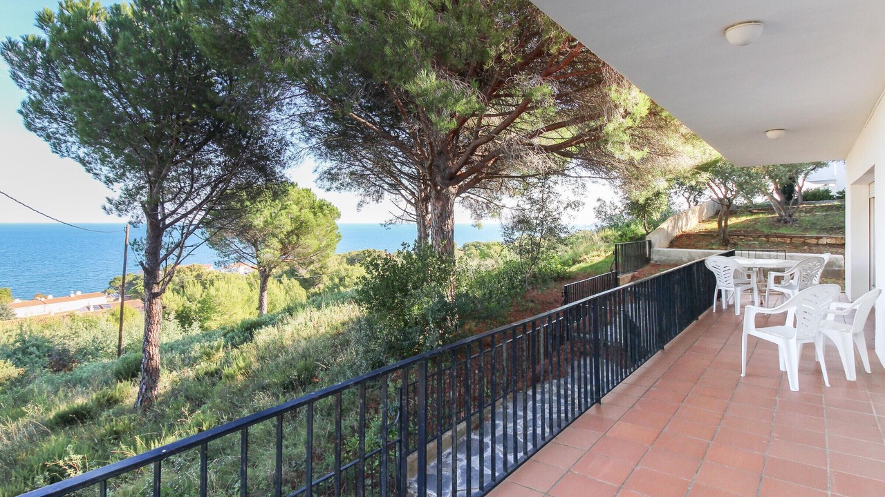 Photo of Patio Balcony in Llanca