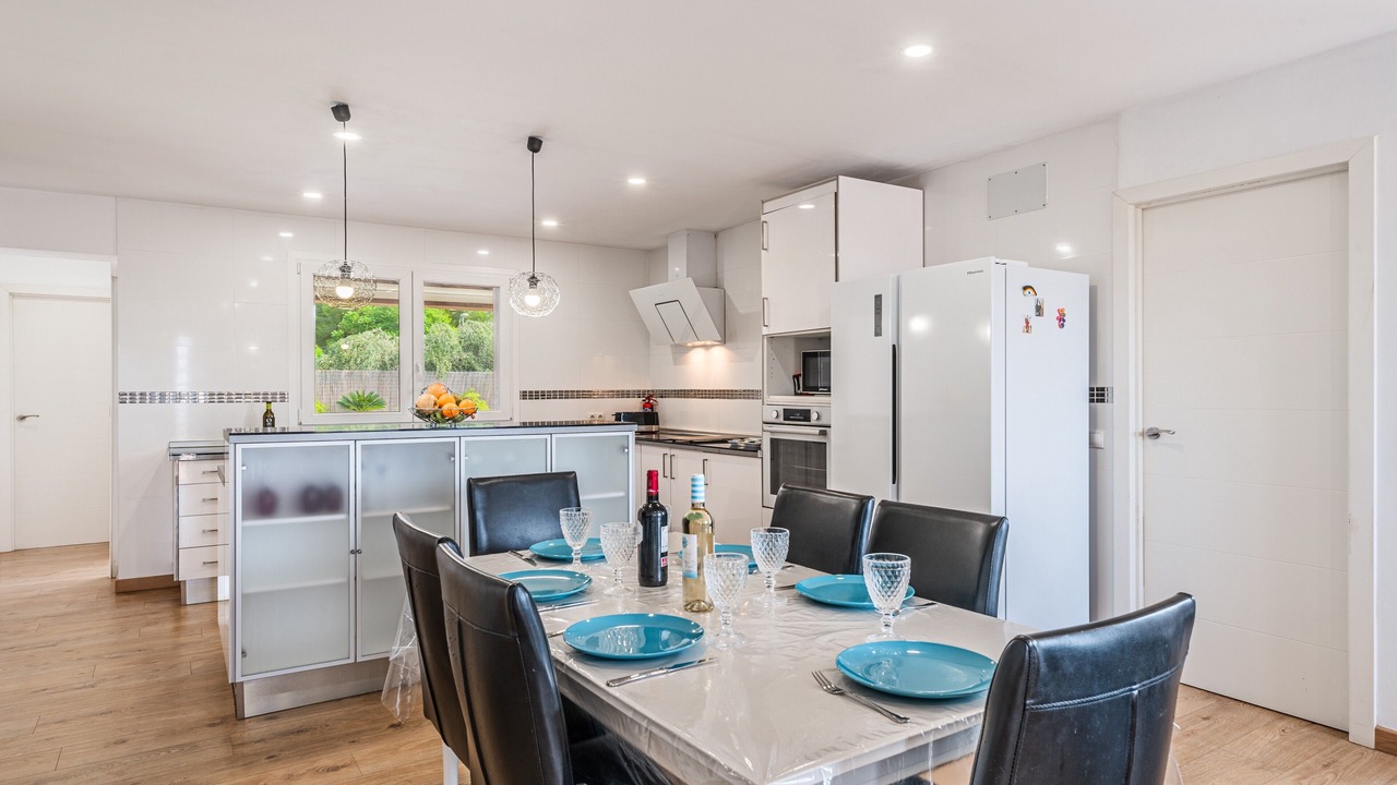 Photo of Others in Es Garrovers