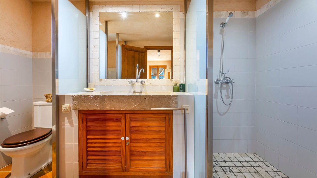 Photo of Bathroom in Llevant