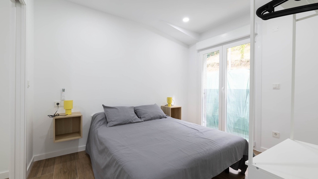 Photo of Bedroom in Rates