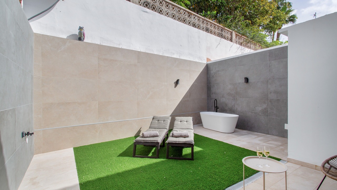 Photo of Patio Balcony in San Fernando