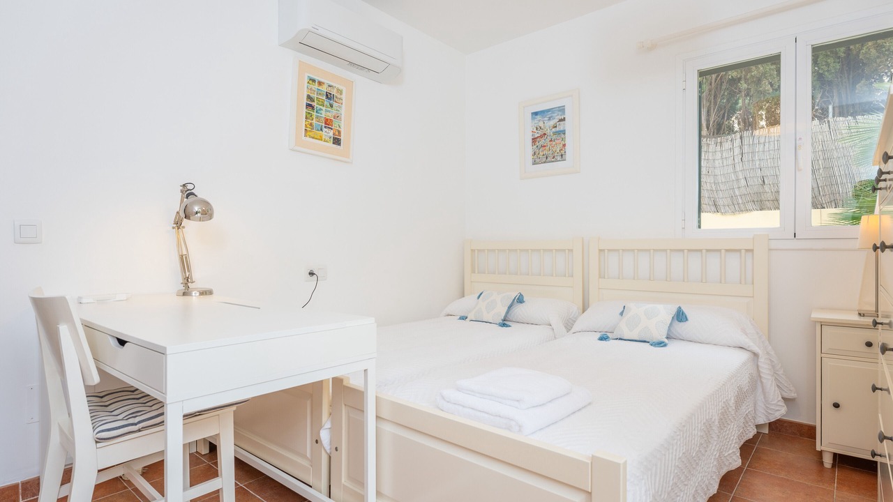 Photo of Bedroom in Alcanada