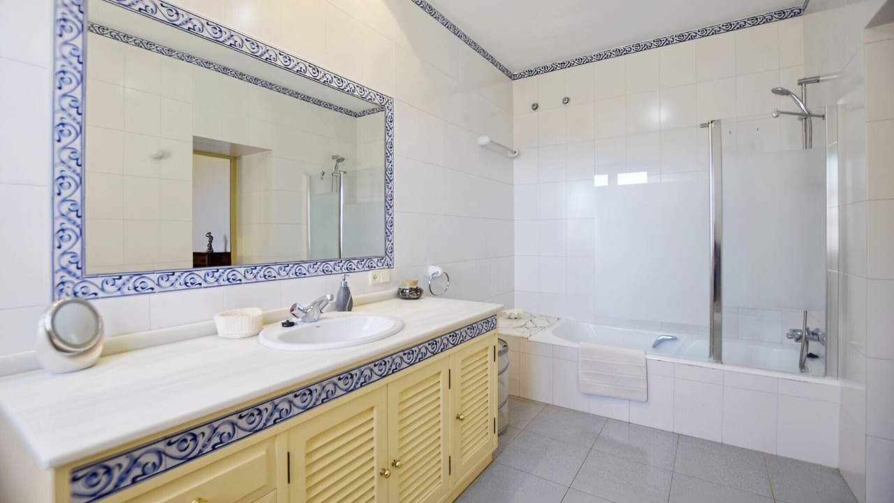 Photo of Bathroom in Son Antem