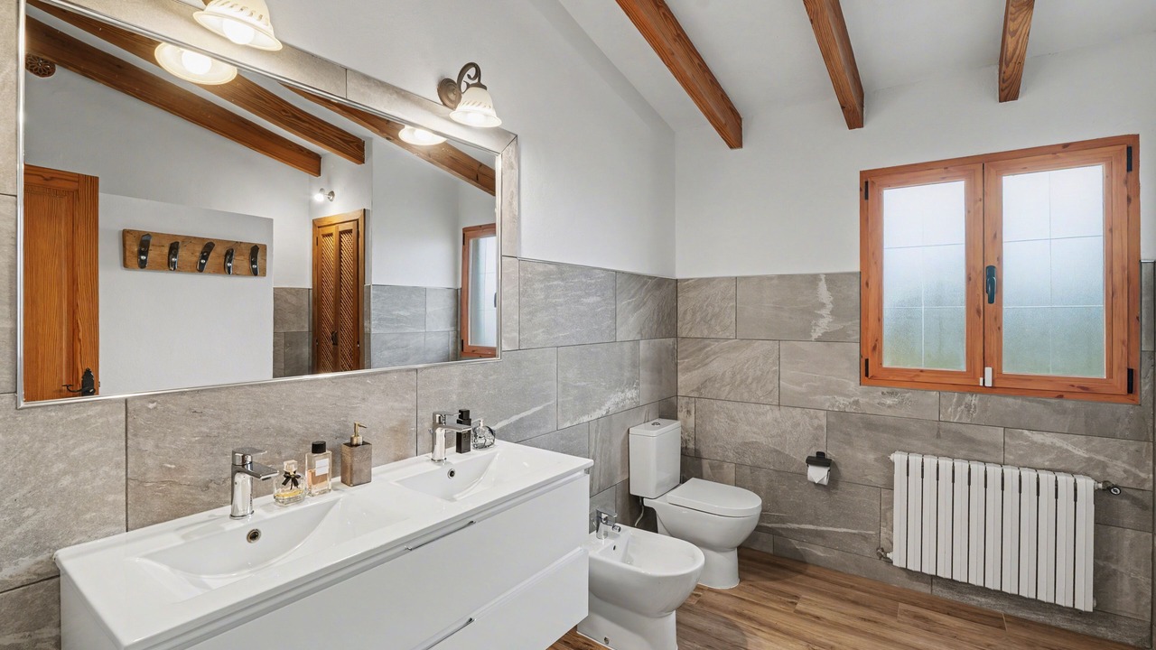Photo of Bathroom in Sencelles