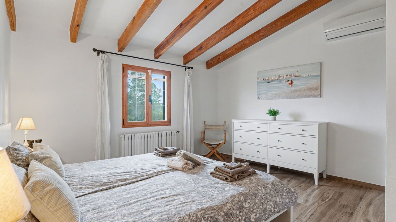 Photo of Bedroom in Sencelles