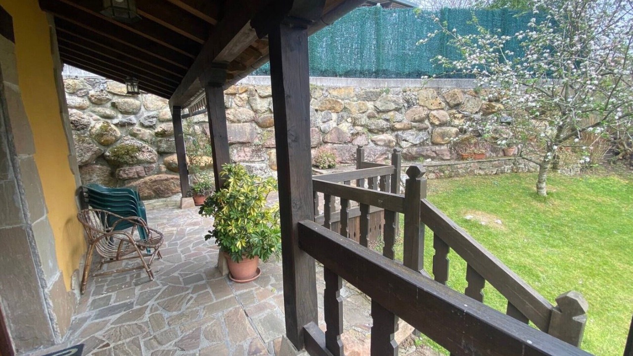 Photo of Patio Balcony in Celis