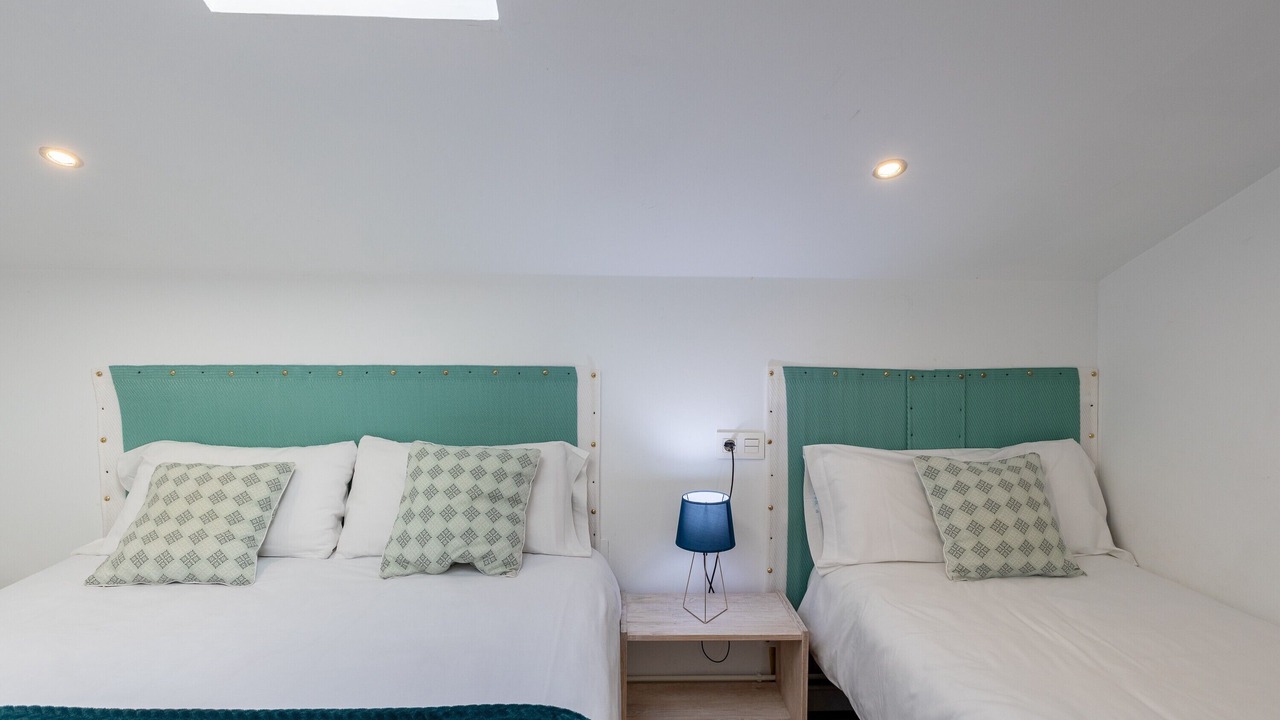 Photo of Bedroom in Los Angeles de San Rafael