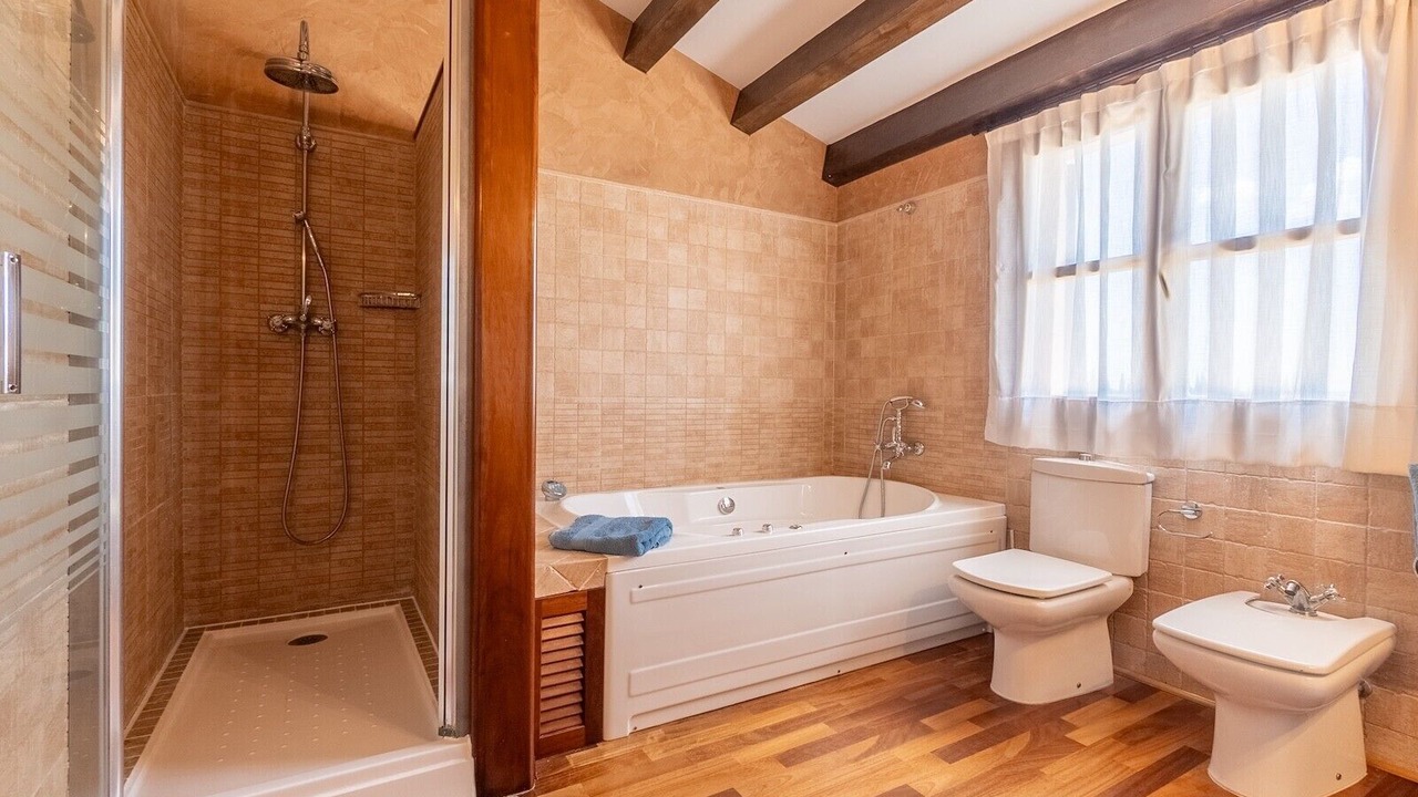Photo of Bathroom in Inca