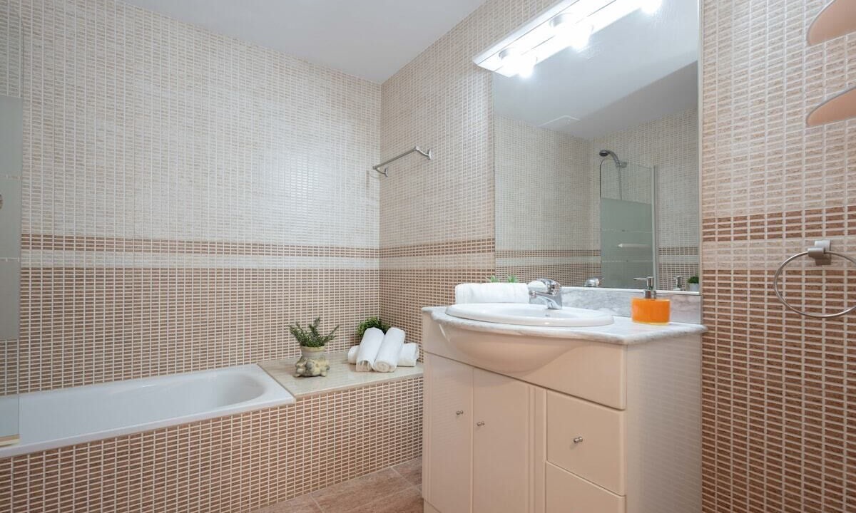 Photo of Bathroom in Creixell