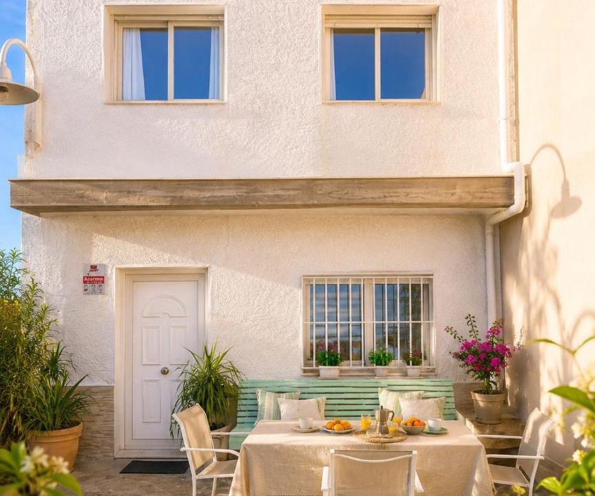 Photo of Patio Balcony in La Isleta del Moro