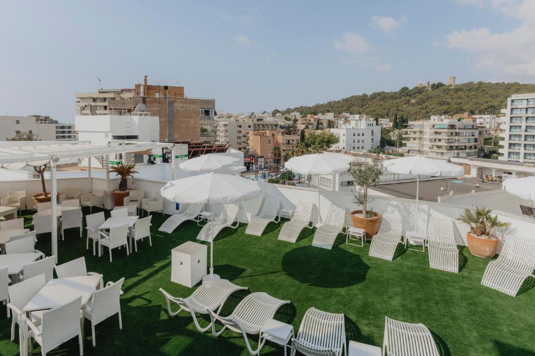 Photo of Others in Son Armadams