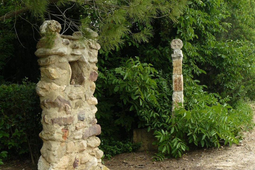 Photo of Others in Ainzon