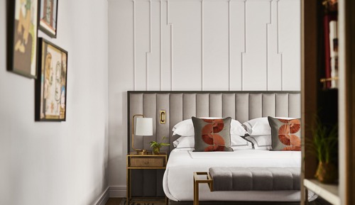 Grand Deluxe Room
