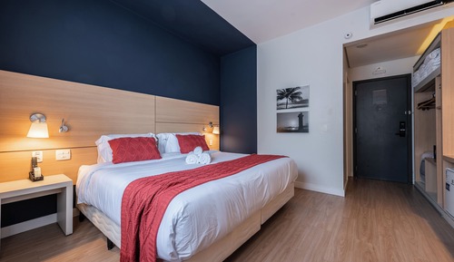 Premium Apartment, Multiple Beds, Microwave, City View