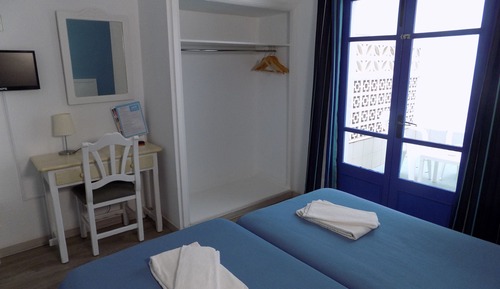 Standard Triple Room, Ensuite