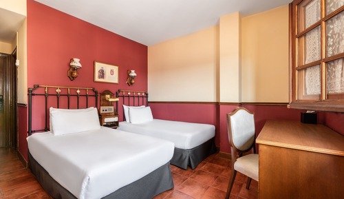 Twin Room (vistas a la catedral)