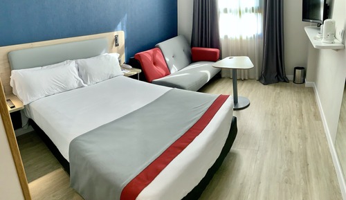 Standard Room (Free Breakfast)