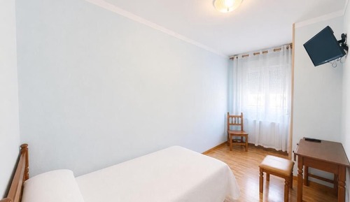 Classic Single Room