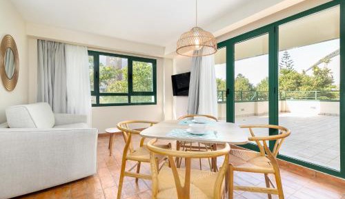One-Bedroom Apartment with Terrace