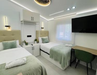 Double or Twin Room with Private Bathroom