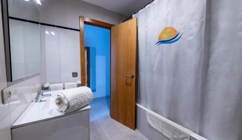 One-Bedroom Apartment with Balcony