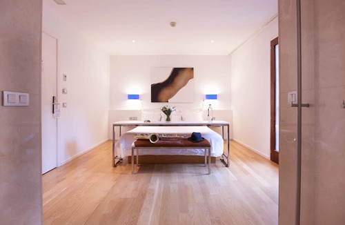 La Llotja-Born Hotel | Petit Palace Hotel Tres