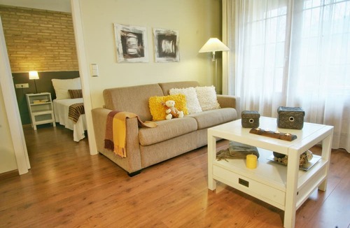 Uncastillo Hotel | Apartamentos Uncastillo