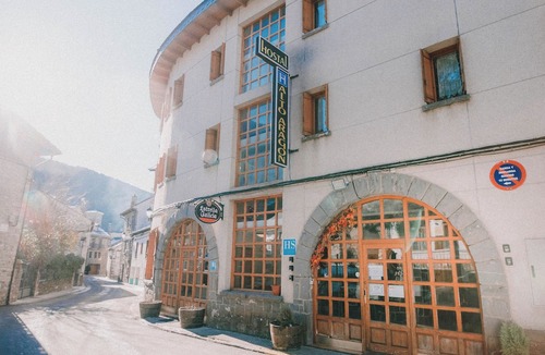 Villanua Hostel | Hostal Alto Aragon