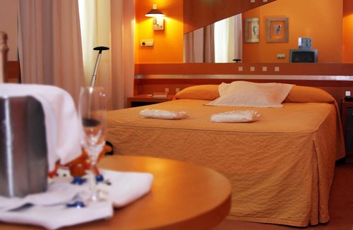 Torrelavega Hotel | Hotel Torresport