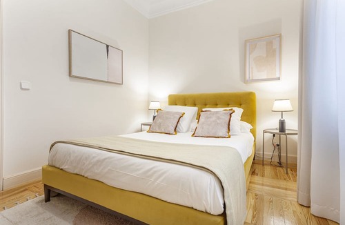 Jeronimos Apartment | Retiro Place apartment in Madrid