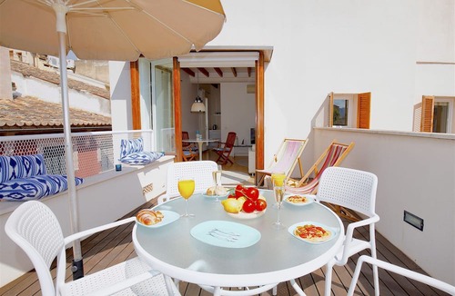 La Llotja-Born Apartment | Montmari Apartments Turismo de Interior